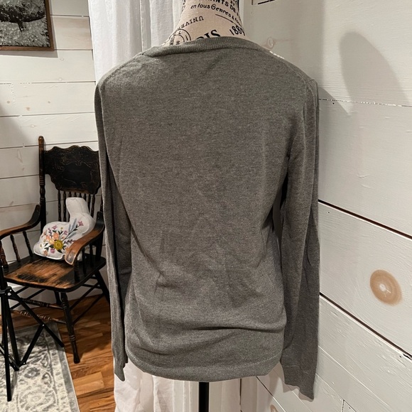 J. Crew necklace teddie Gray Sweater with Pearl Embellishments, medium, EUC - Picture 3 of 8